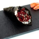 Temaki tartar atún