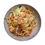 Udon con gambas y verdura